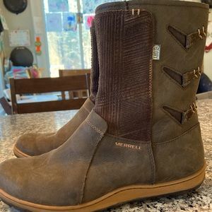 Merrell Ashland Vee boots, Waterproof, size 7.